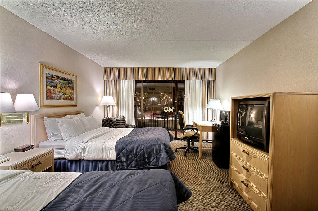 Hotel Muscatine Eksteriør billede