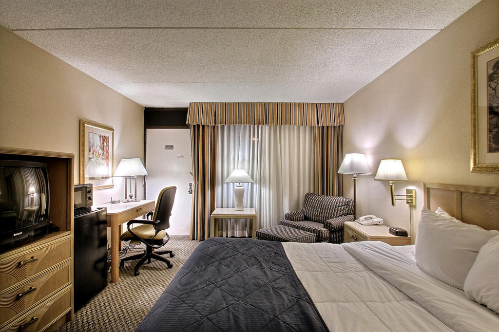 Hotel Muscatine Eksteriør billede